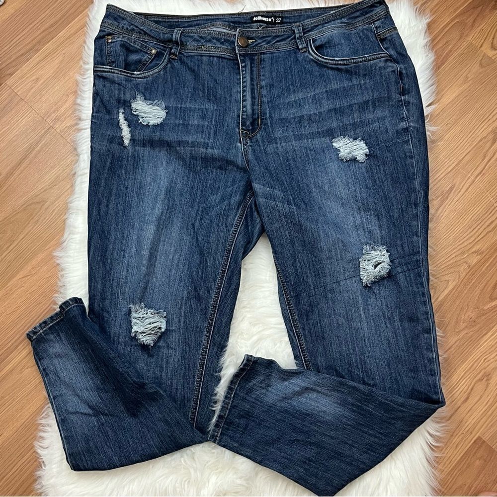 Dollhouse Charley Skinny Jeans Medium Wash Distressed 22